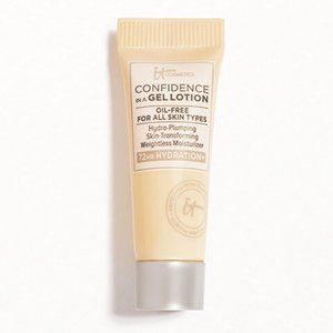☘4/$20. It Cosmetics Confidence in a gel lotion moisturizer